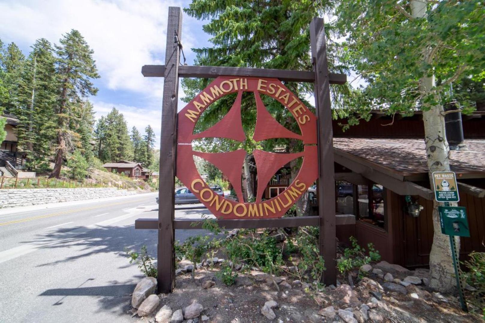 #421 - Pet-friendly Steps From Gondola & Village Shops * Mammoth Lakes