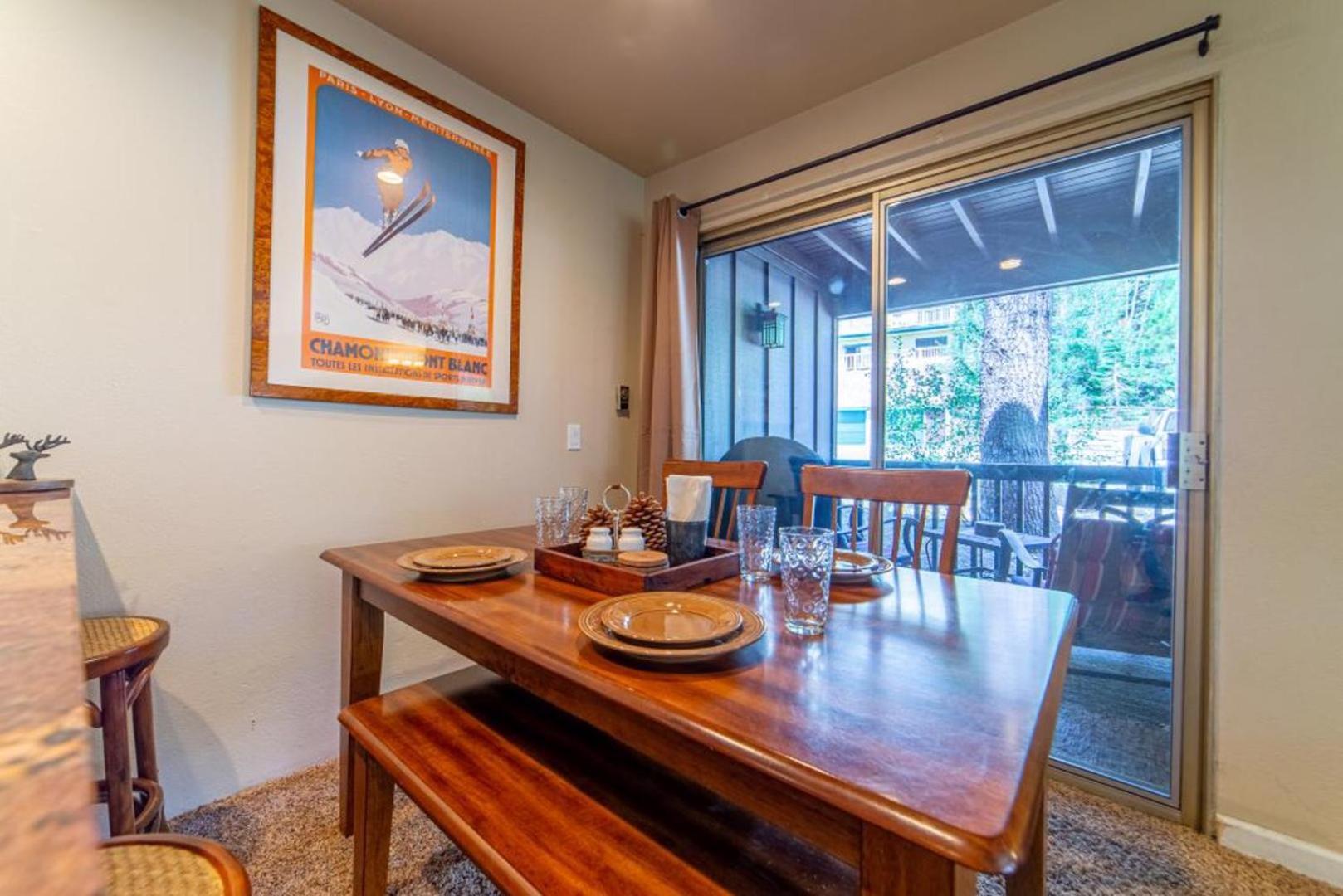 #421 - Pet-friendly Steps From Gondola & Village Shops Mammoth Lakes