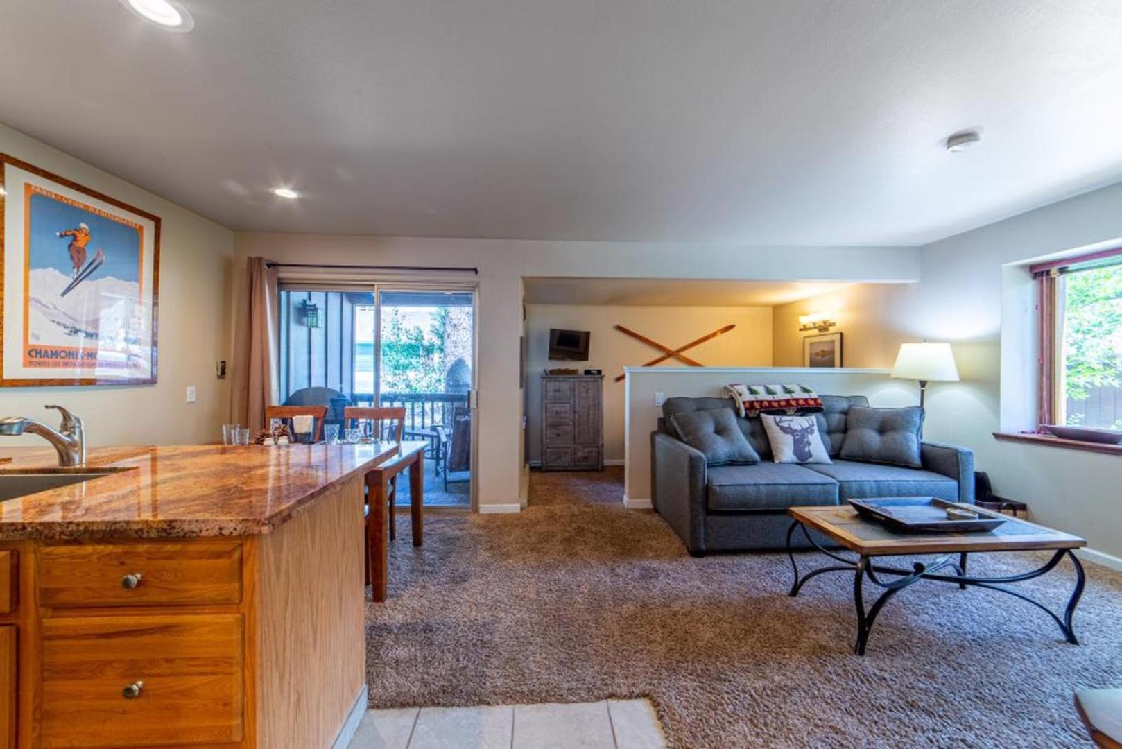 #421 - Pet-friendly Steps From Gondola & Village Shops Appartamento Mammoth Lakes